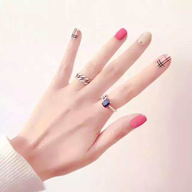 双手美甲贴怎么贴,超长又好看的美甲贴