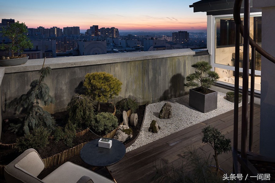 东西方设计元素的惊艳融合，乌克兰室内设计师生活公寓赏析