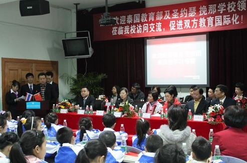 石室佳兴民校简介,选择低分院校的强势专业