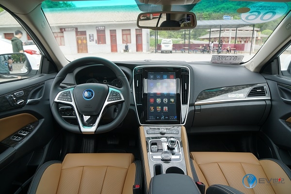 纯电续航1000公里比亚迪,比亚迪秦100混动模式续航