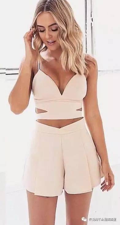 大火的欢乐颂你看了没？大热的套装你买了没？