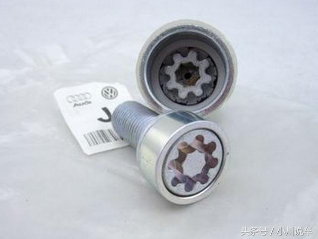 钥匙找不到锁芯怎么卸下来,汽车轮胎防盗螺丝套筒怎么找不到