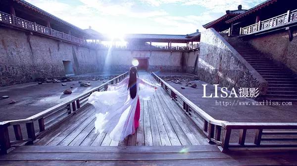 美到窒息!这些在象山影视城拍的写真,每一帧都可以做壁纸!