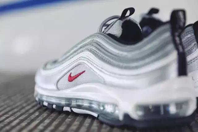 没买到之前银*弹子**,那么你一定不能错过这次金色的