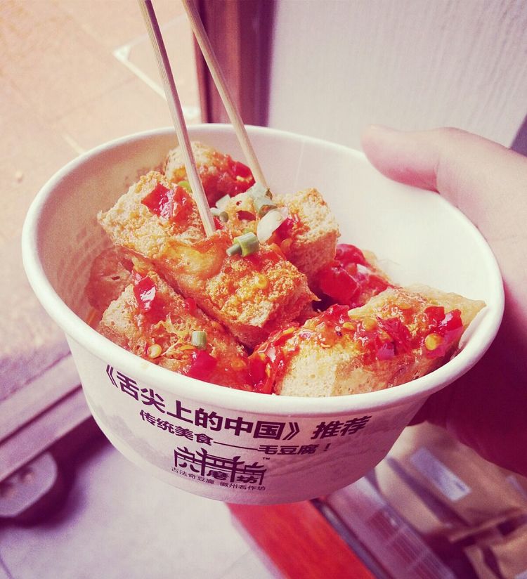 宁波南塘老街介绍,穿越百年的街市