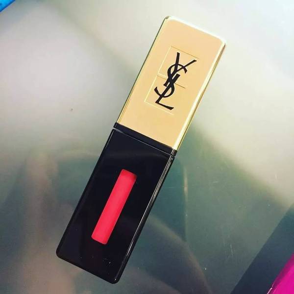 几百块可能买不到好的口红,十支口红够用吗