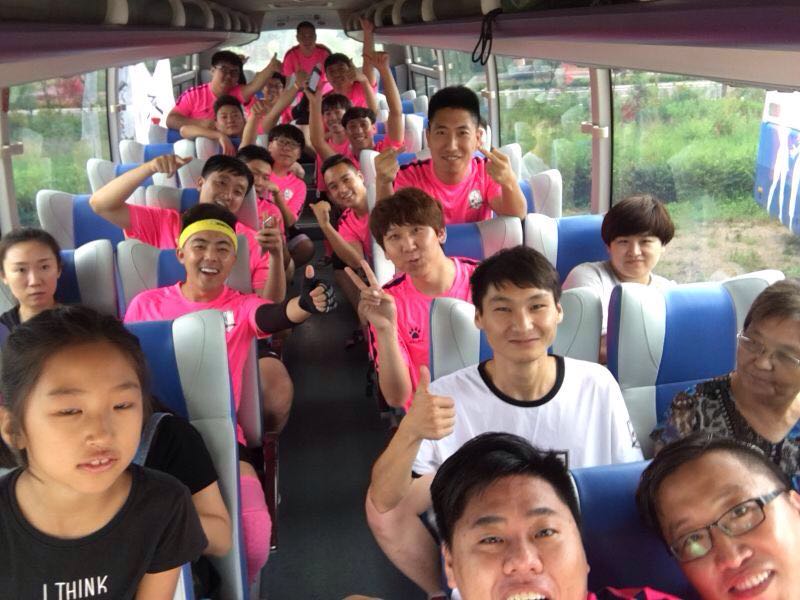 刀剑玫瑰!草根中一支快乐小球队~