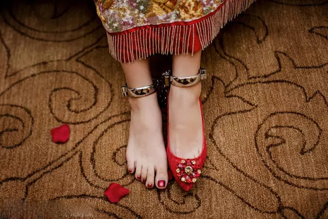 堵门游戏准备几个比较合适,新郎迎娶新娘堵门游戏