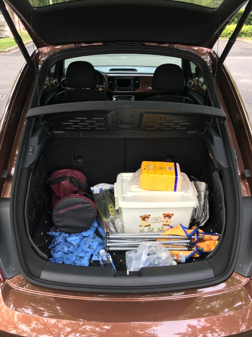 新到17年大众甲壳虫,14年大众甲壳虫白色驾驶感受