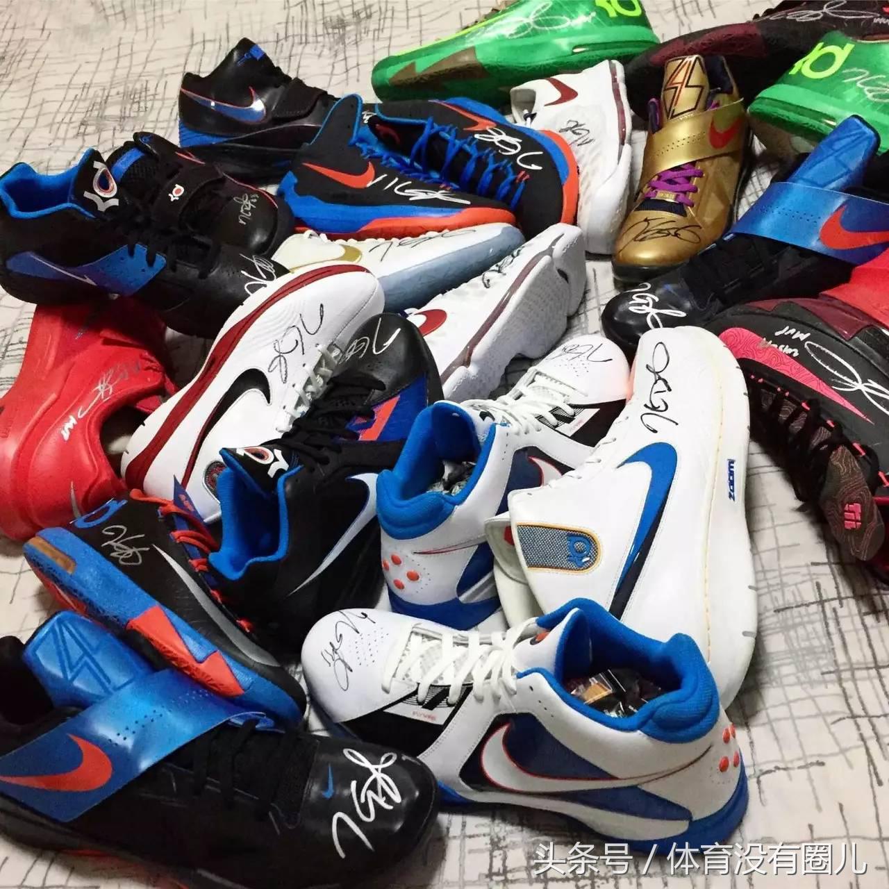 还在抱怨鞋柜里缺一双球鞋?那么这个苏州男孩关于NBA的收藏