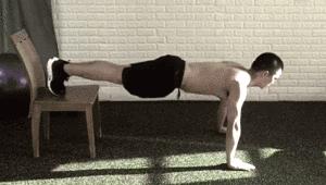 家里有全套健身器械,在家椅子健身