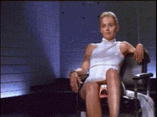 要不是导演*拍偷**女明星，这个很多人心目中的经典画面就不复存在了