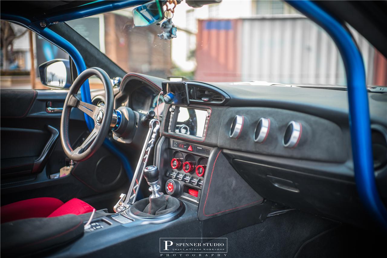 德州车主爆改日产350z,斯巴鲁brz改装成功案例