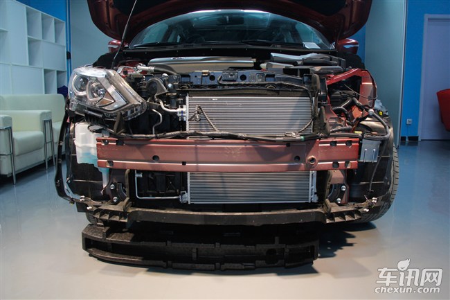 日产2018逍客智享版拆解视频,第三代逍客和逍客经典拆解对比