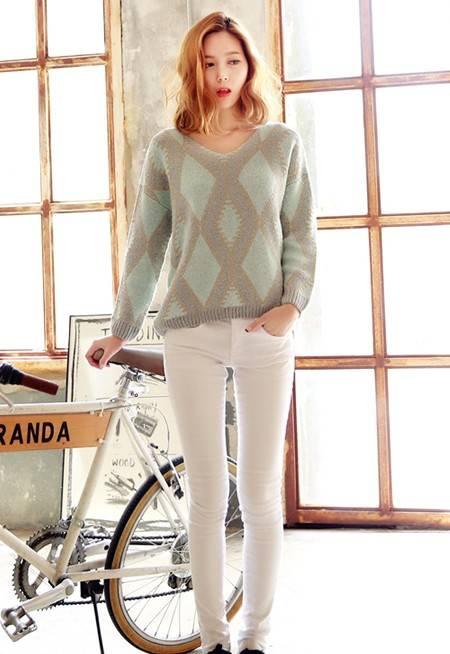 韩潮慵懒风宽松毛衣,韩版慵懒风宽松毛衣尽显时尚魅力