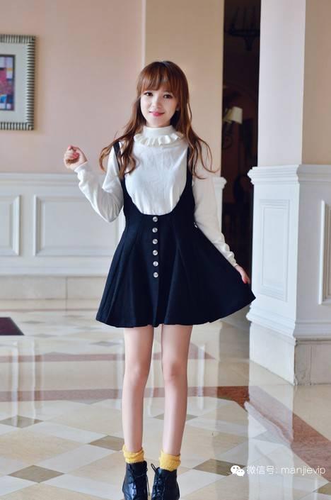 针织衫和裙子的搭配 (小个子早春针织衫配裙子)