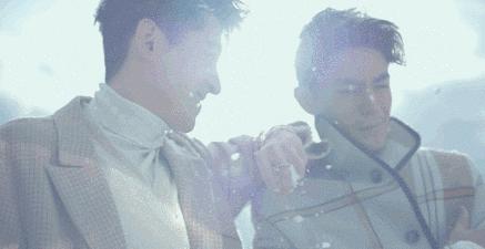 是胡也是霍，情人节伙着过，为什么最近这本时尚杂志卖疯了？