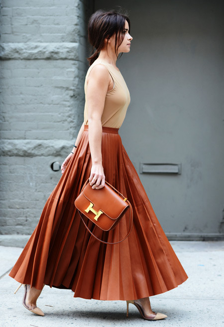 2万多元经典款也可以很时髦,买名牌包升值