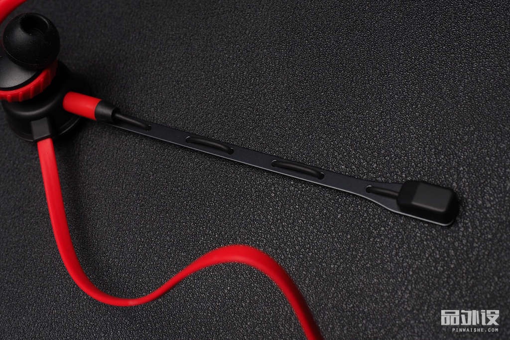 TteSPORTS隐者PRO专业版入耳式游戏耳机评测