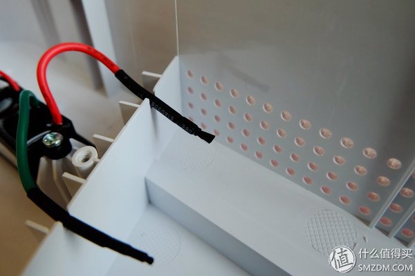 【良心定价的网吧利器,槽点需改进】惠科HKCX320曲面一体机拆机、升级配件及评测