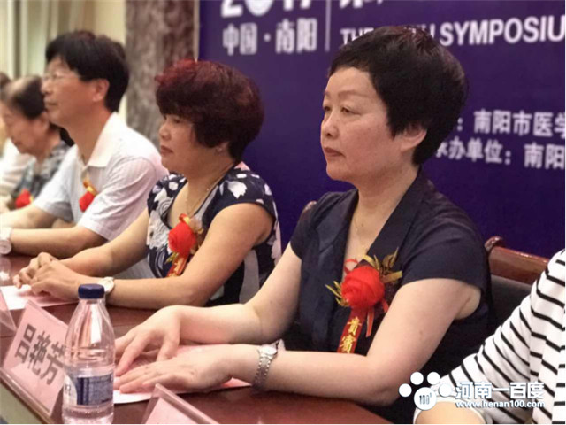 “圣玛荣耀微创论道”南阳第六届微创妇科学术高峰论坛圆满落幕