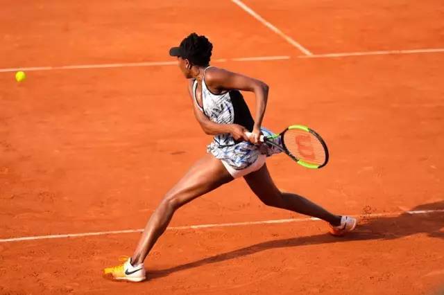 法网女单王蔷第二轮直播,2017温网王蔷vs大威