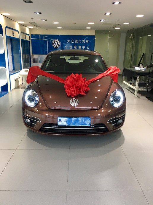 新到17年大众甲壳虫,14年大众甲壳虫白色驾驶感受