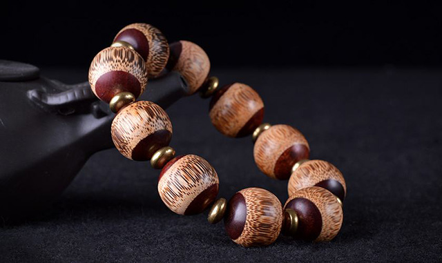 文玩中12生肖佩戴什么手串 (不同星座适合的文玩)