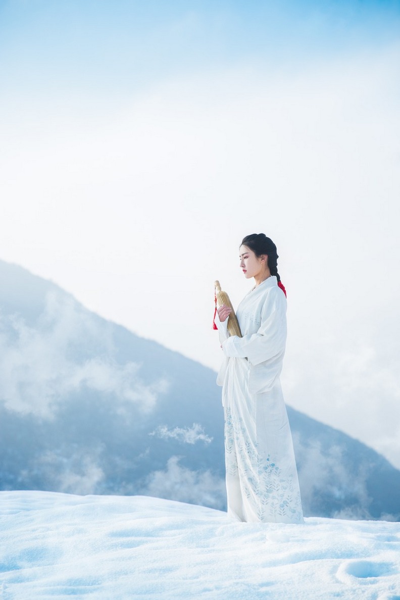 谱一曲委婉，此生不换