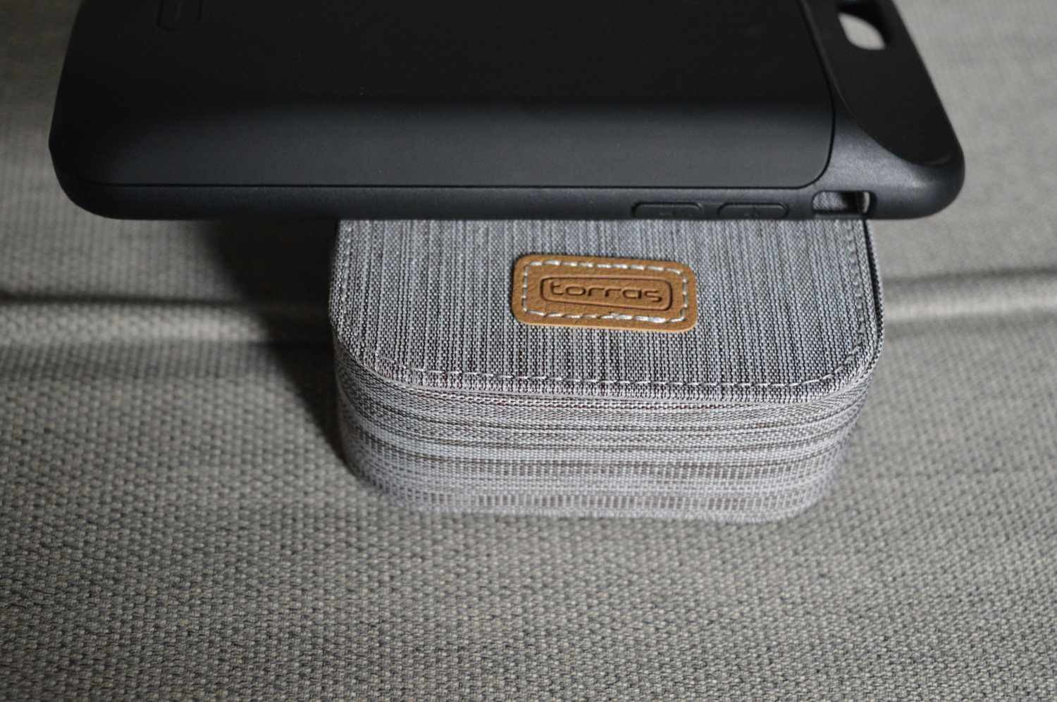 便携式苹果充电宝图拉斯,iphone充电宝图拉斯