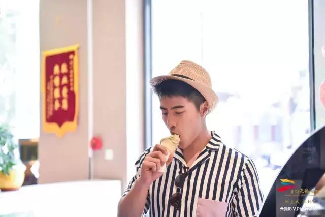 绝美的风景送给你,有一种风景叫朋友圈里的风景