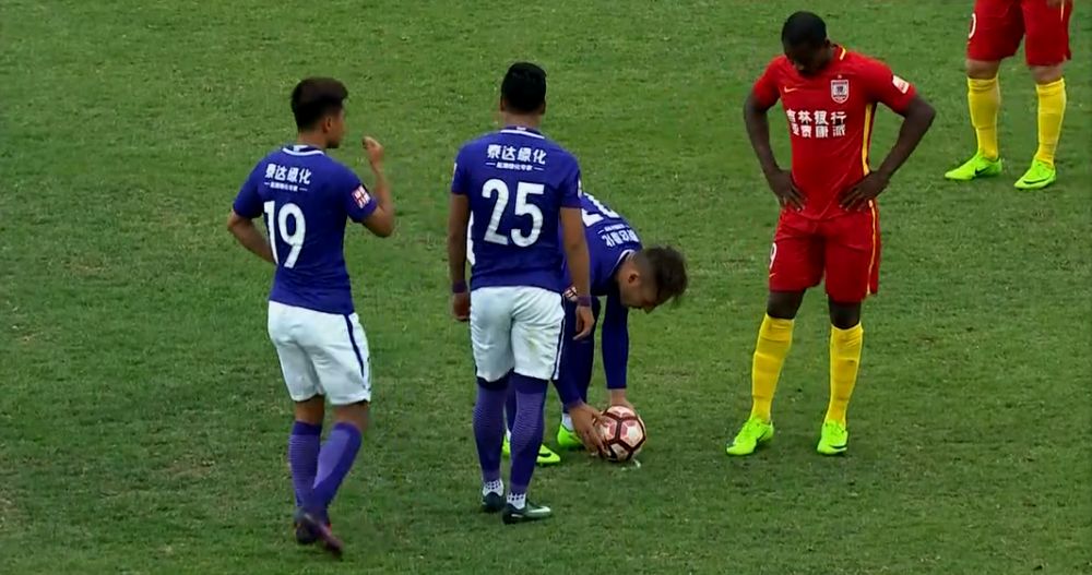 中超最新积分榜津门虎与亚泰比分,中超战报上港4-1泰达送对手