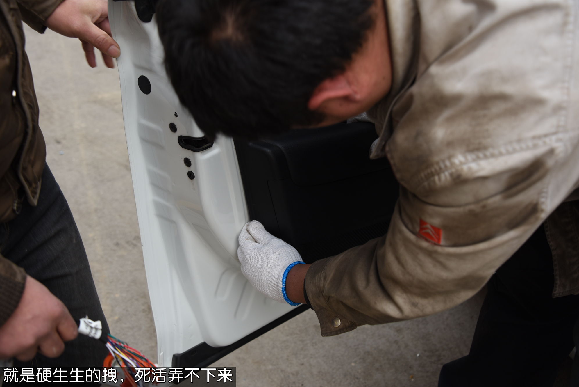 雪铁龙c4世嘉锁车升窗功能,雪铁龙c4世嘉改装360全景