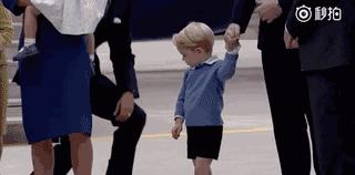 英国小王子被妈训哭,英国小王子被霸凌