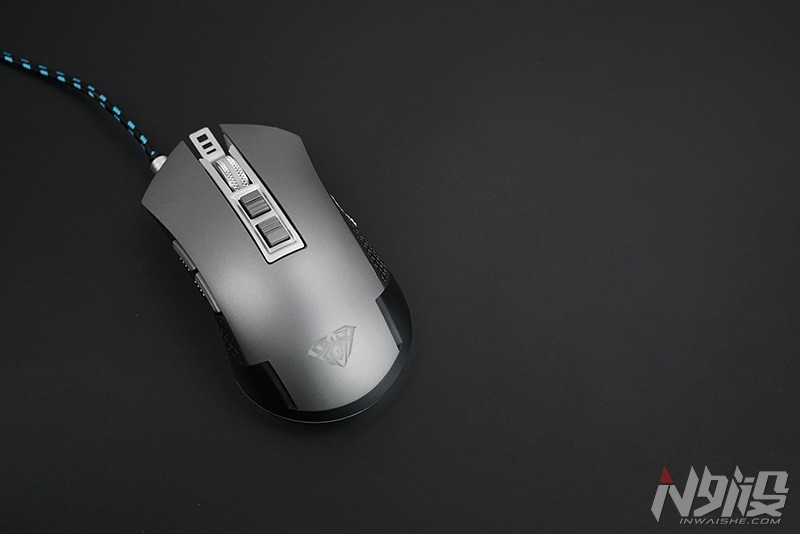 狼蛛sc200鼠标测评,狼蛛手感较重的鼠标
