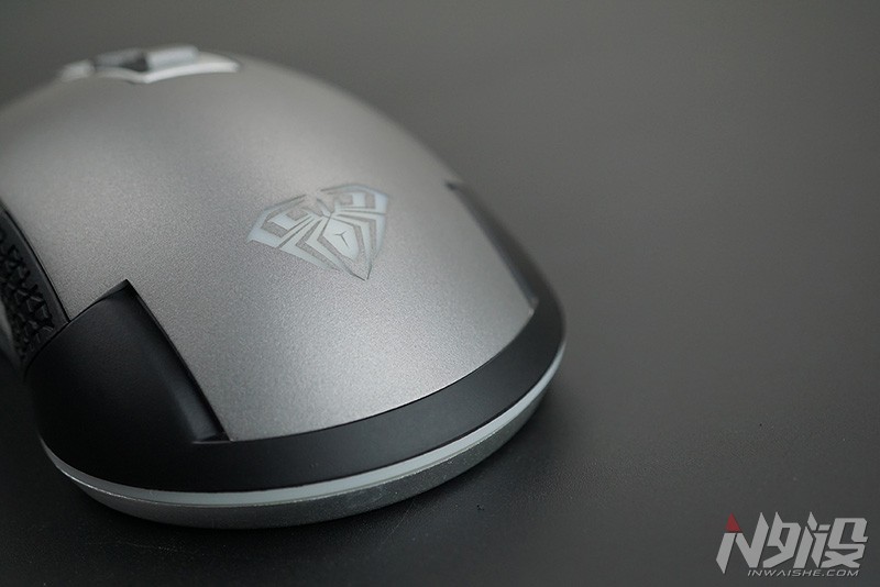狼蛛sc200鼠标测评,狼蛛手感较重的鼠标