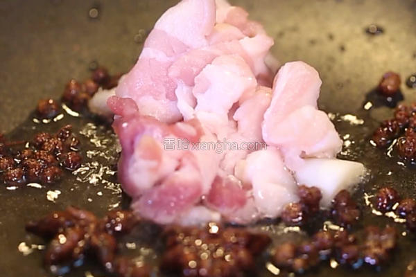 鱼肉怎么做才能不咸又好吃,鱼肉怎么做不腥又嫩