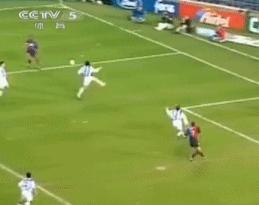 盘点绿茵场上的精彩集,比武打片还精彩的格斗比赛