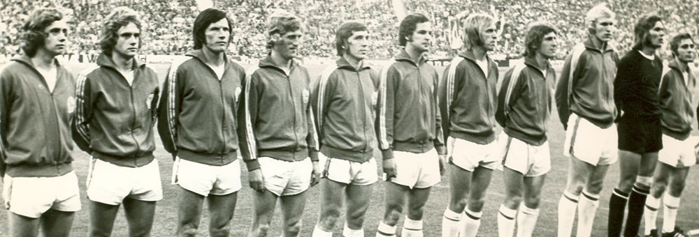 沙尔克04队徽演变,沙尔克04曾经辉煌