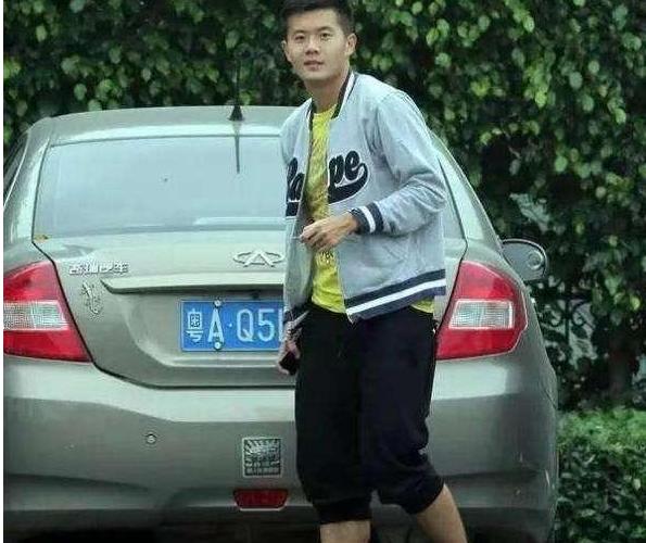 武磊座驾国足,国足外援真实座驾