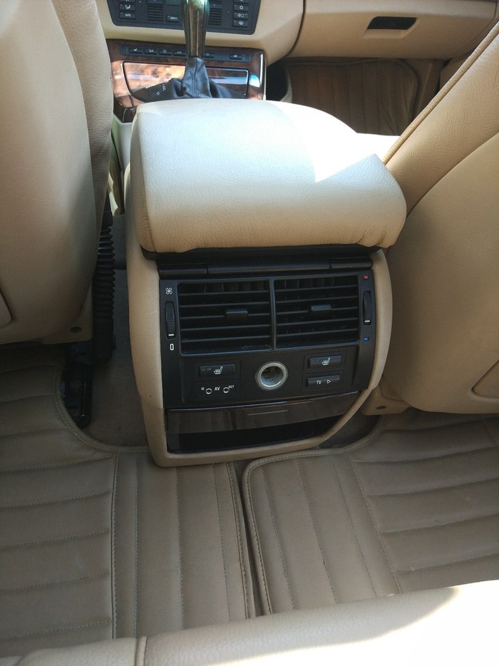 买宝马x53.0t真实油耗多少,x5宝马2021款2.0和3.0油耗