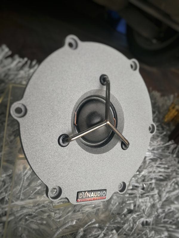 汽车音响省钱升级,汽车音响升级2万元方案