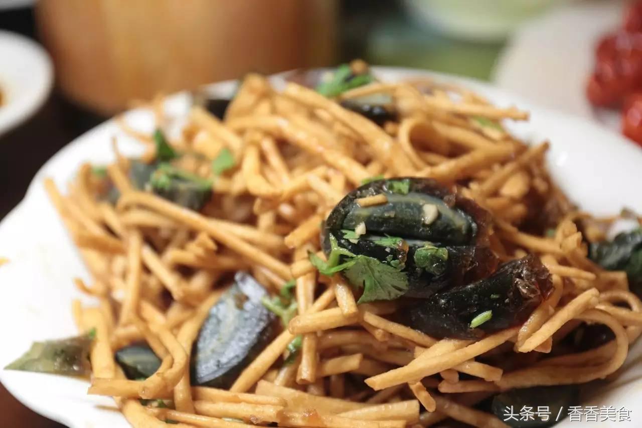 席卷舌尖的“红色风暴”,这么多口味，全都吃过算你厉害