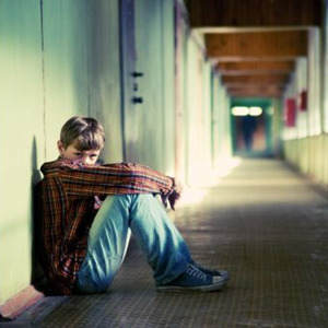 胆子太小怕黑怕鬼是什么心理疾病,怕鬼怕黑是什么心理