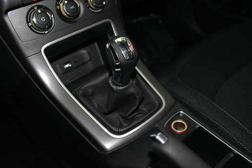 雪铁龙c4世嘉1.6自动豪华版测试,如何全面了解雪铁龙c4世嘉