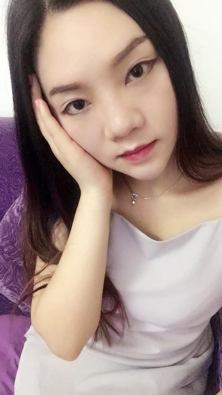 唯一的不足就是下摆那里会翘起来