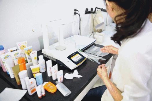 哪款儿童防晒霜比较好用,防晒霜哪款适合10岁男孩