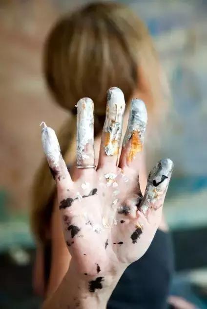 画画看起来很难,画画不容易啊