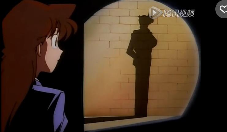 小兰第一次怀疑柯南是新一的集数,小兰总在柯南身上看到新一的身影