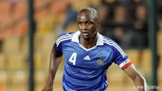 76人黄金一代十大巨星排名,足坛历史100大巨星排名